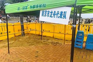 胡明轩谈几乎打满全场：球队有困难 我肯定听从教练安排多坚持